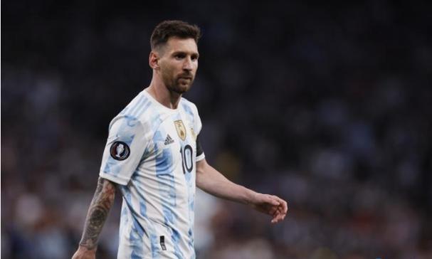 在伤人事件中见义勇为，胖东来出20万元奖励20名员工